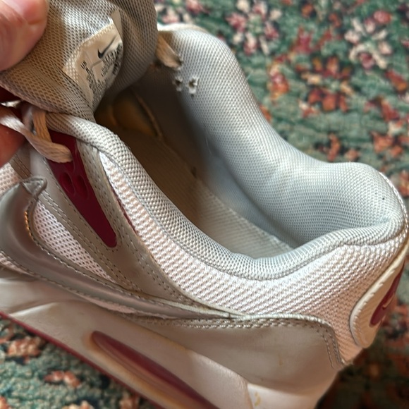 Nike Air Tennis Shoes - Picture 7 of 8